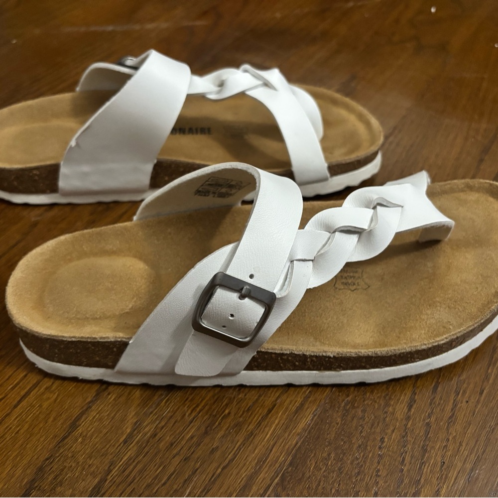 Cushionair Women's White Sandals